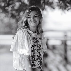 Meet your Posher, Raegan